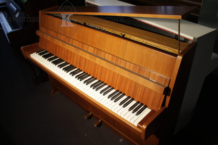 Klavier Grotrian Steinweg Modell 100 gebraucht kaufen bei DEGUS PIANOS
