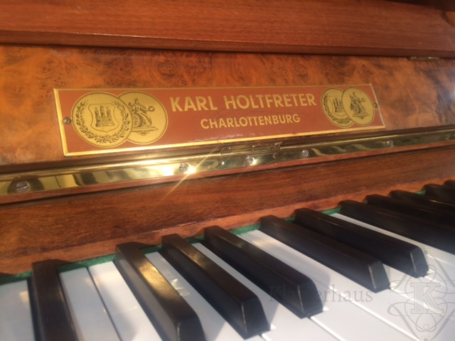 Karl Holtfreter Pianohändler